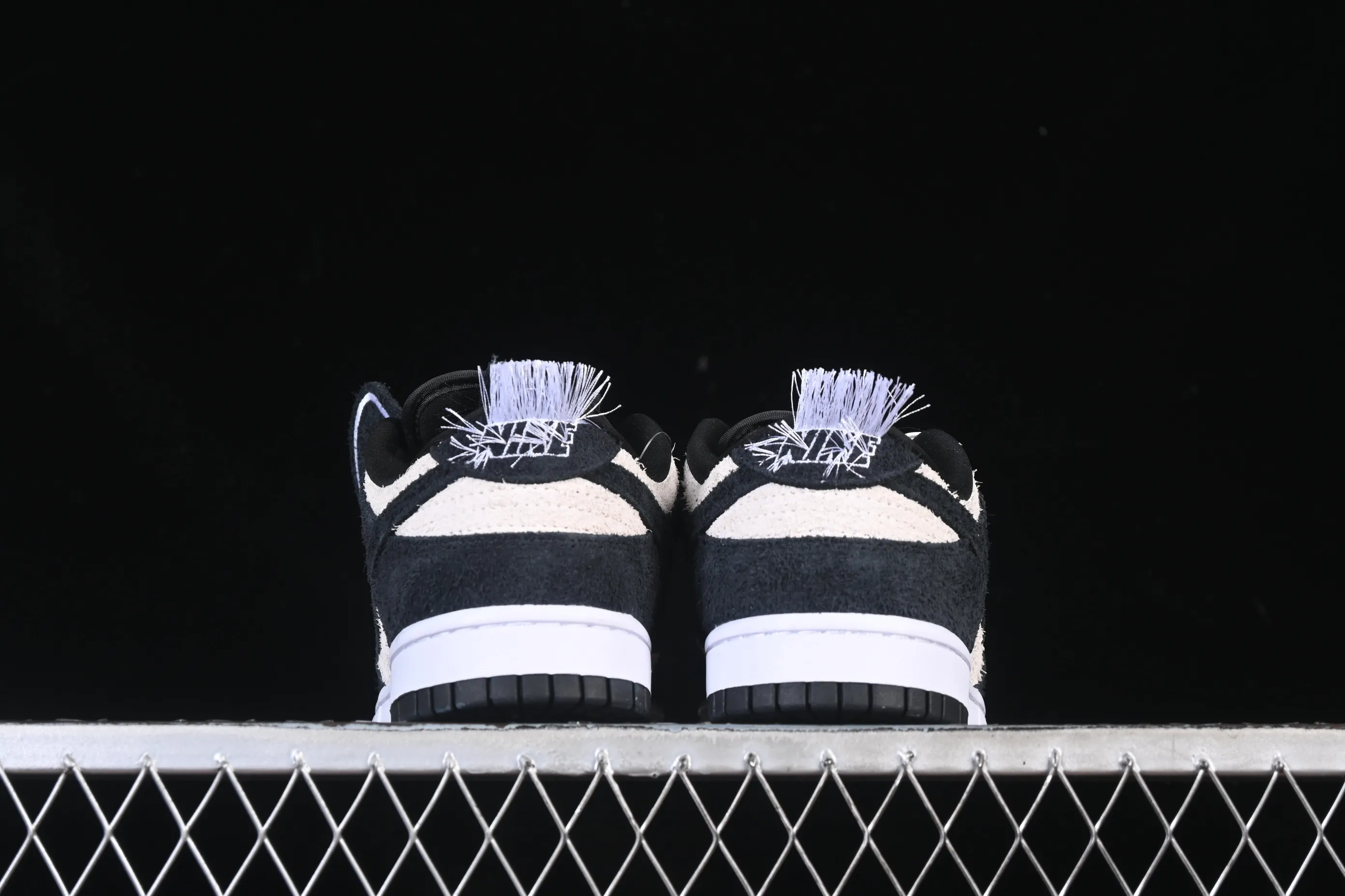All categories Nk SB Dunk Series Nk SB Dunk Low low-top sneakers Nike Dunk Low "Panda" black and white panda low-top casual sneakers IB2990-100